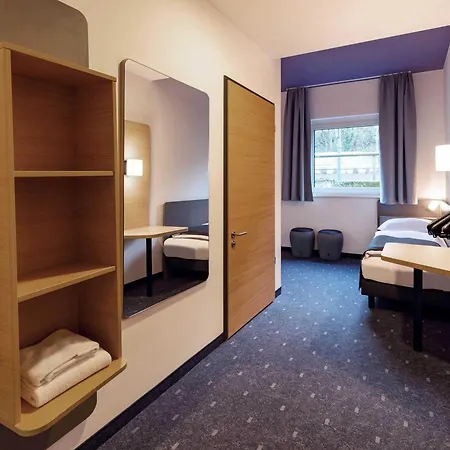 ibis budget Düsseldorf Airport-3